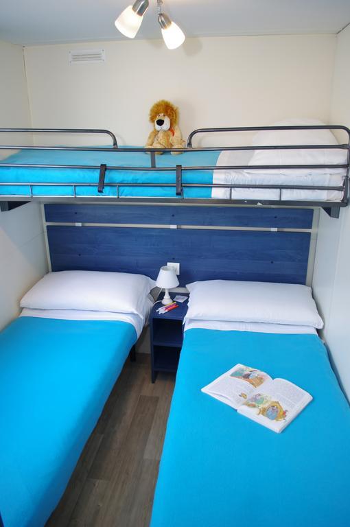 Happy Camp Mobile Homes In Centro Vacanze Bi Village Fažana Habitación foto